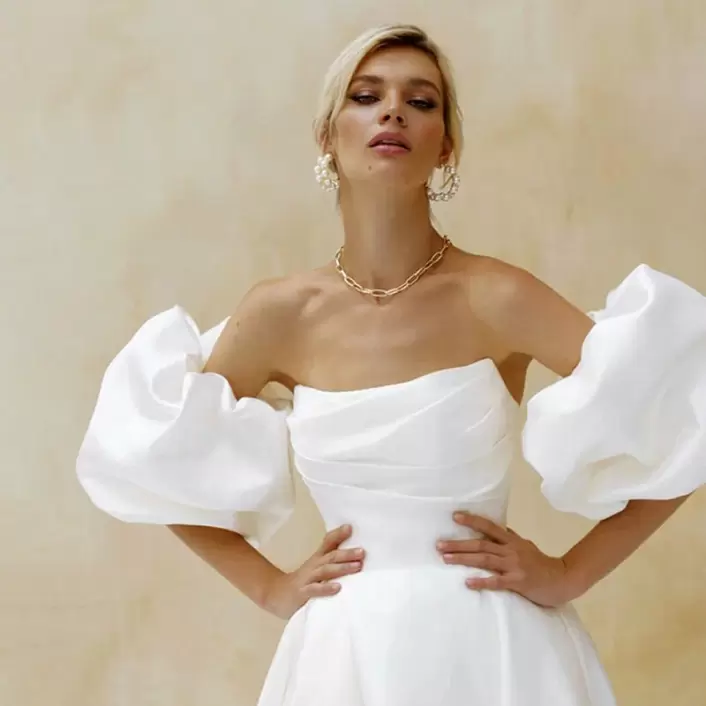 салон аренды свадебного платья в Питере Ажур